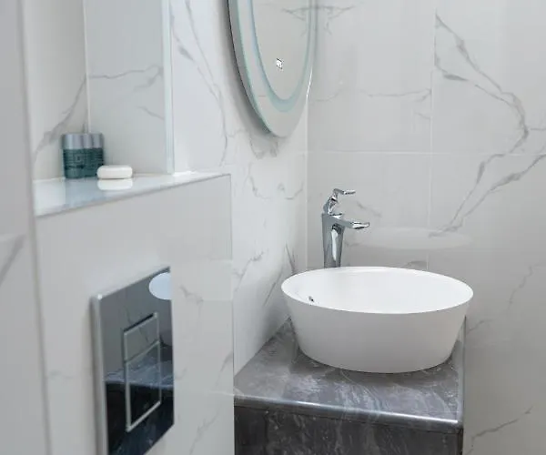 Aparthotel Dion Lozenets